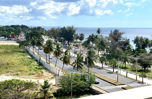 Santo Domingo Apartment | Comfortable apartment with ocean view, on España Avenue.