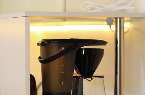 Pinagsama Condo | Condo with direct access to Venice Mall, near BGC & Airport, with Sauna & Pool