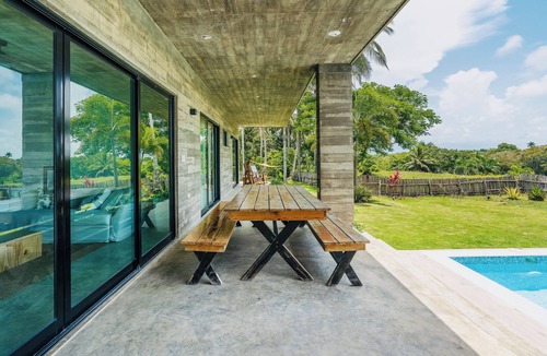 Cabrera House | Contemporary Eco house in Baoba del Piñar