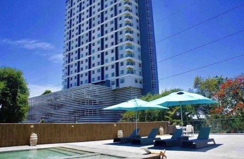 Guadalupe Condo | Cozy 1-bedroom condo in fantastic Cebu City with AC