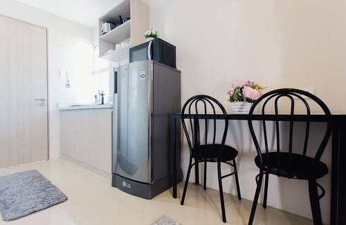 Cebu Condo | Cozy 1-bedroom condo, Wifi, Pool, Netflix, near IT Park