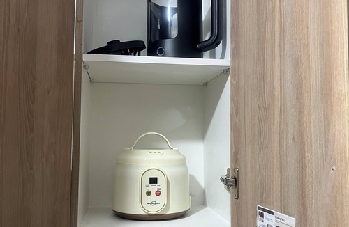 Barangay 76 Condo | Cozy 1-bedroom @Shore 2 in serene Pasay City near MOA