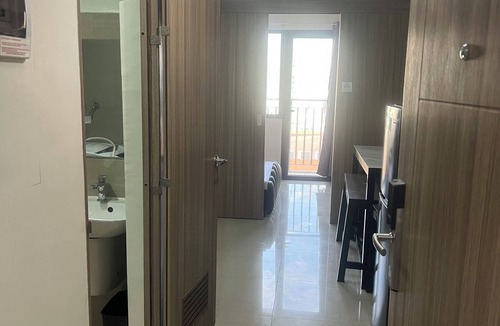 Barangay 76 Condo | Cozy 1-bedroom @Shore 2 in serene Pasay City near MOA