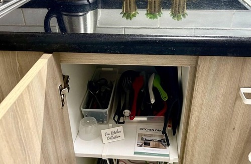 Barangay 76 Condo | Cozy 1 BR Condo Amenities View Near MOA Arena
