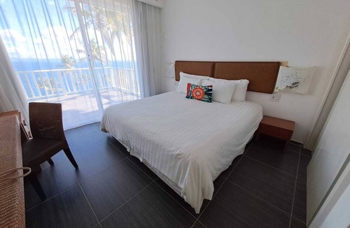 Samana Apartment | Cozy 2-bedroom apartment in welcoming Samana , Pool and Private beach