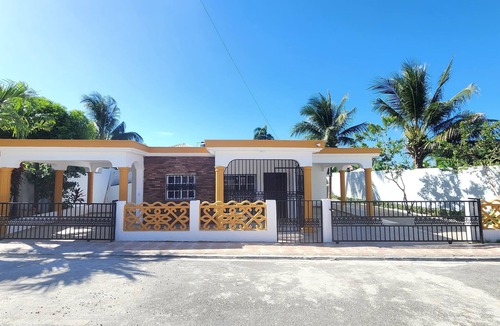 Nagua House | Cozy 2 bedroom house in marvelous Cabrera- Nagua with AC