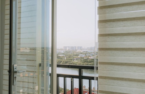 Iloilo City Proper Condo | Cozy and Modern 2-Bedroom Condo with Breathtaking View of Iloilo City River