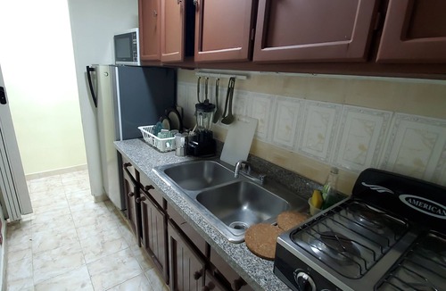 Ensanche La Paz Apartment | Cozy Estudio Wifi y a/c Santo Domingo