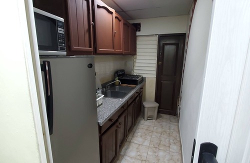 Ensanche La Paz Apartment | Cozy Estudio Wifi y a/c Santo Domingo