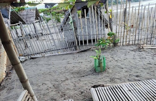 Palauig Cabin | Dael's Calm Beach, 35 mins to Bagsit River and Mount Tapulao