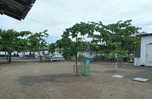 Palauig Cabin | Dael's Calm Beach, 35 mins to Bagsit River and Mount Tapulao