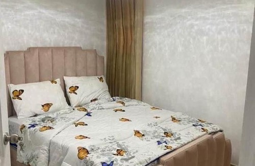Gregorio Luperon Apartment | Delicado apartamento con piscina.