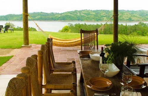 Yaque Arriba House | DISCONNECT - spend the weekend with your family on a lake