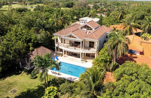 Juan Dolio Villa | Luxury Villa Golf Mora