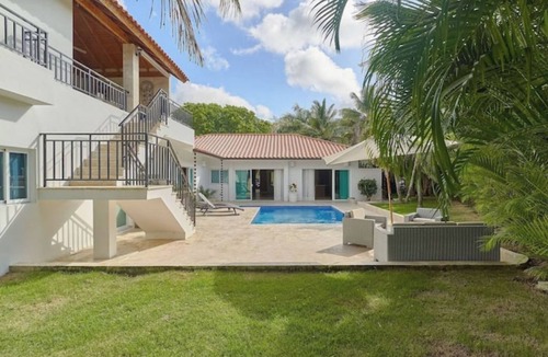 Villas Del Mar Villa | Tropical Villa Pool Golf Course View Juan Dolio 11 Pax