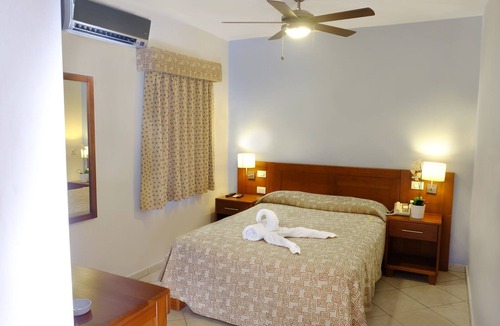 El Batey Hotel | Dominican Republic Compound with Pool & Top Location FREE BONUS