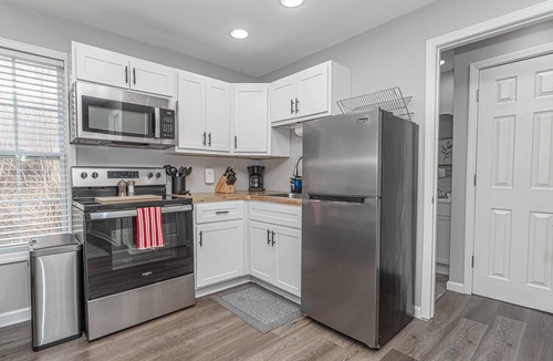 Kimmswick Apartment | Downtown Kimmswick Studio-Renovated-Prime Location