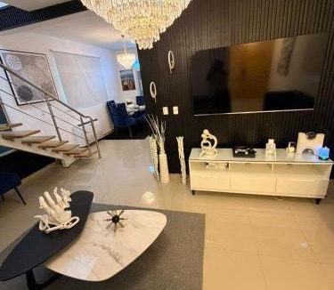 Prado Oriental House | Dream Home