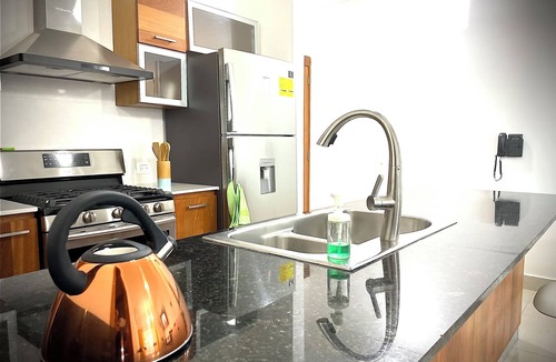 La Julia Apartment | E11 PremiumDeluxe Suite 2 BDR -Pool-Cine-SAUNE-SPA