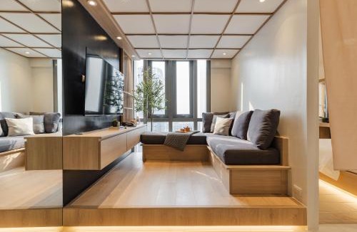 Bagumbayan Apartment | Eastwood City 1BR Muji Home Luxe Minimalist Fast WiFi