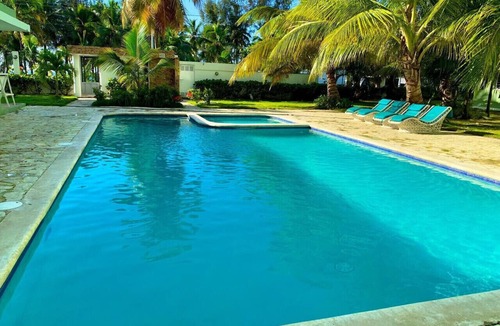 Santo Domingo Apartment | Elegant 3BD Condo with Sea View, King Bed, Pool