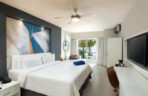 Villas Del Mar Resort | Emotions by Hodelpa - Juan Dolio - All inclusive
