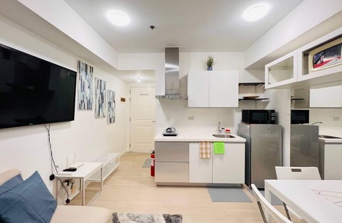 Don Bosco Apartment | Enjoy manmade beach and wavepool in Azure residences at the center of the city!