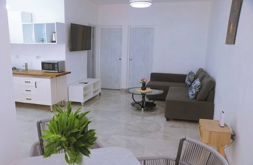 Juan Dolio - El Pueblo Apartment | Enjoyable 2-bedroom apartment with AC in Playa Juan Dolio