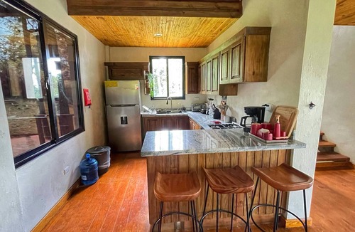 Jarabacoa Villa | Escápate al Bosque · Villa Completa · Piscina · BBQ · Hasta 12 Huéspedes