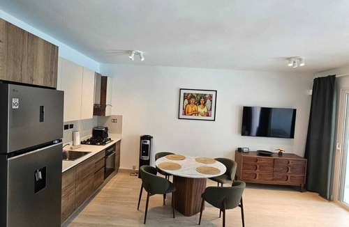 Dominicus Apartment | Estrella Gardens Condos Antlia 201