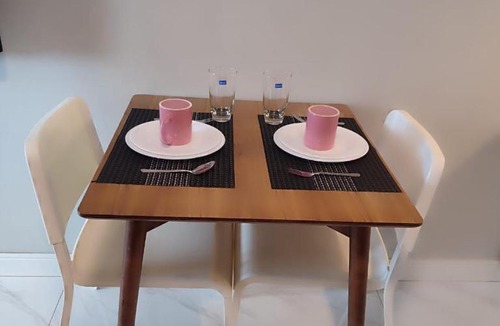 Paranaque Apartment | Facing Pool w Balcony MOA BP1741