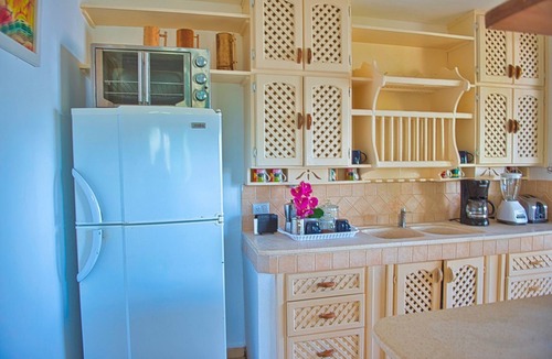 La Iglesia Apartment | Family apartment with pool and central location