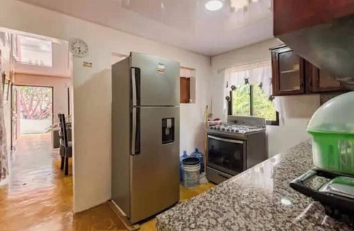 Los Hidalgos House | Family friendly property in quiet community