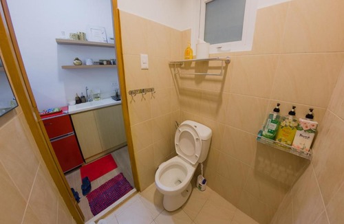 Maribago Apartment | Fantastic 2 Bed Studio Condo in Mactan Cebu with Free parking