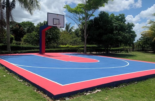 Higuey Villa | Fantastic 8-bedroom villa with AC in pleasant Higuey