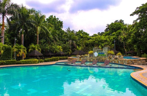 Santa Maria Hotel | Floating Sanctuary Resort Bulacan powered by Cocotel