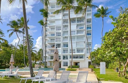 Juan Dolio - El Pueblo Apartment | FrontBeach Apt Pool AC Juan Dolio Beach Aquarella