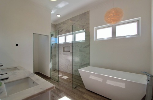 Los Brazos Villa | Gorgeous 3 bedroom Second Line from the ocean in 24 hour secure community
