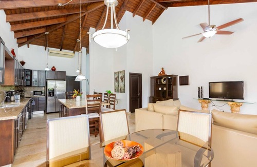 Los Cerros Hotel | Grand Laguna Beach Properties by Calisto Stays