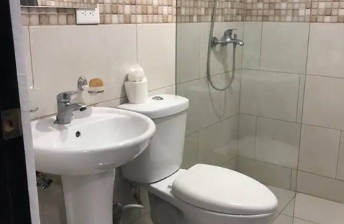 Villa Hermosa Apartment | GREAT VIBRANT AND CONVENIENT LOCATION This place is easy to access.