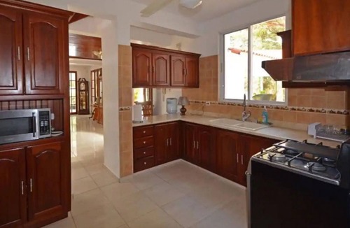 Villas Ana Maria Villa | Guest-friendly villa in downtown Sosua, fully equipped, perfect for parties!