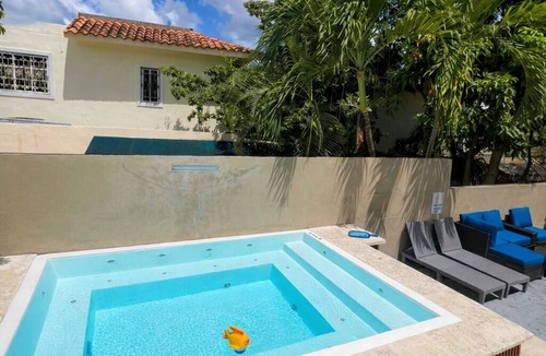 Altos de Arroyo Hondo Apartment | Haven Villa Retreat Large Jacuzzi Oasis