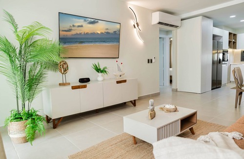 El Cortecito Apartment | High-end 2BR w/Private Pool + BBQ + Steps to Beach