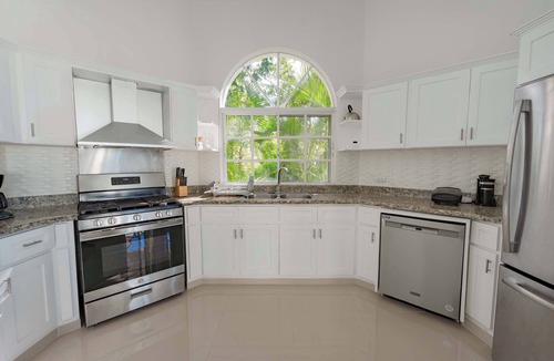 Urbanizacion Tavarez Villa | Hispaniola Villa 26 Near Sosua Beach