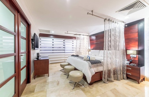 Los Jardines Hotel | Hodelpa Gran Almirante Hotel & Casino