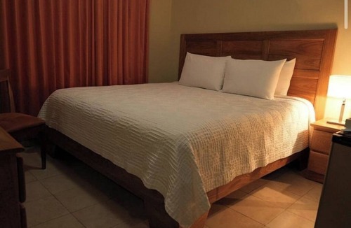 Santiago Province Hotel | Hotel Century Plaza