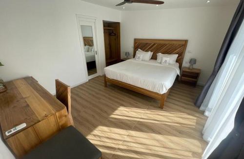 Juan Esteban Hotel | Hotel El Quemaito - Luxury Oceanfront Retreat