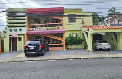Gascue Hostel | Hotel Enrique Gazcue Bed Breakfast and Parking