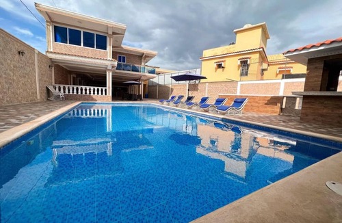 Los Frailes Apartment | Hotel nube 10 min from airport room 4