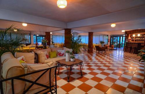 Constanza Hotel | Hotel Rancho Constanza & Cabañas de la Montaña